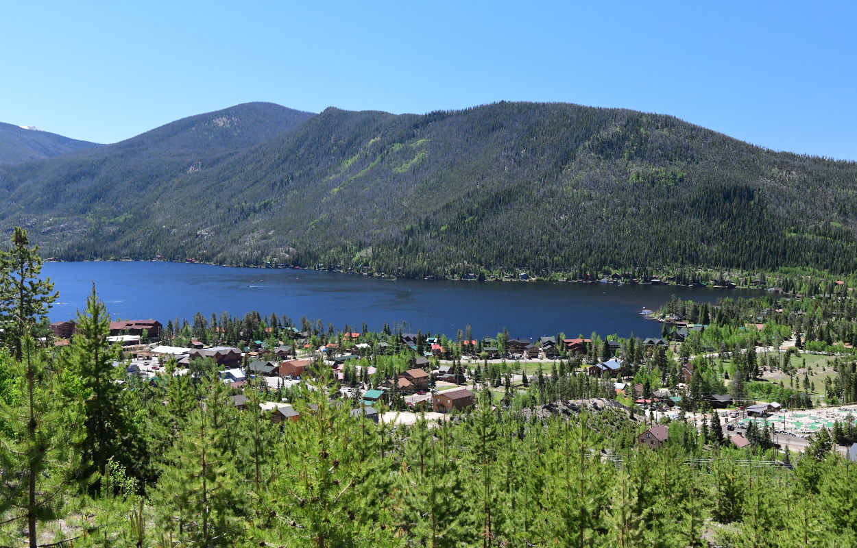 grand lake in western colorado